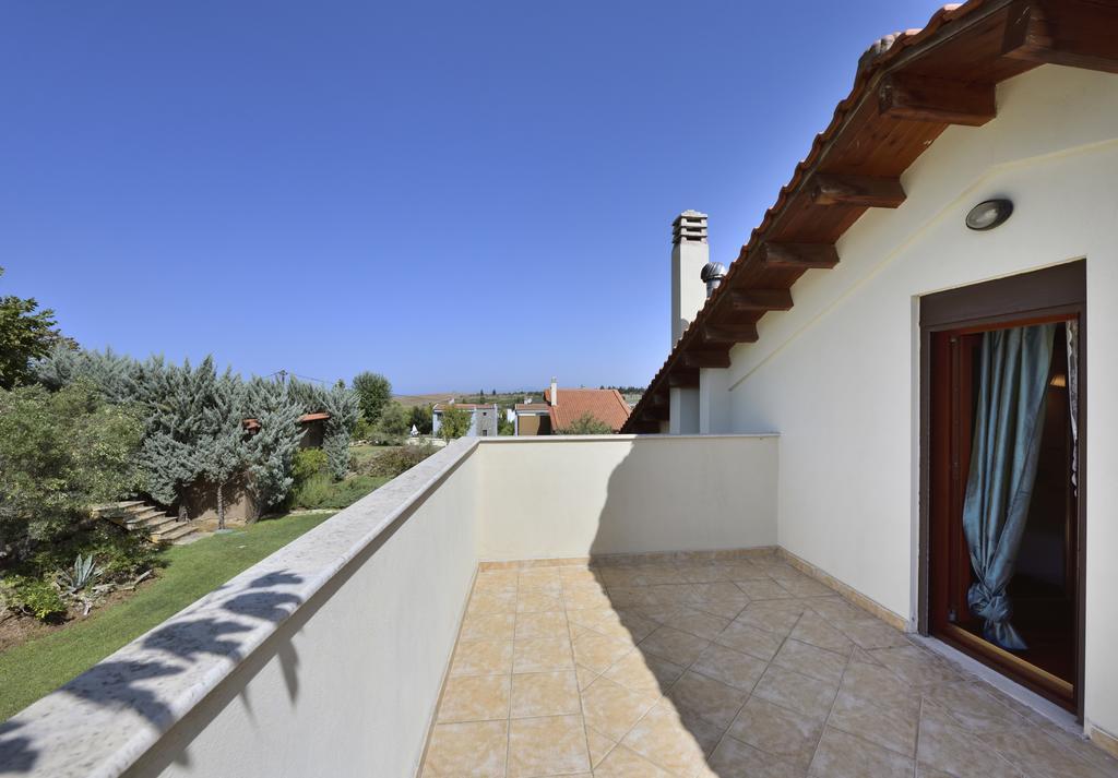 Beautiful Sani Villa Exterior foto